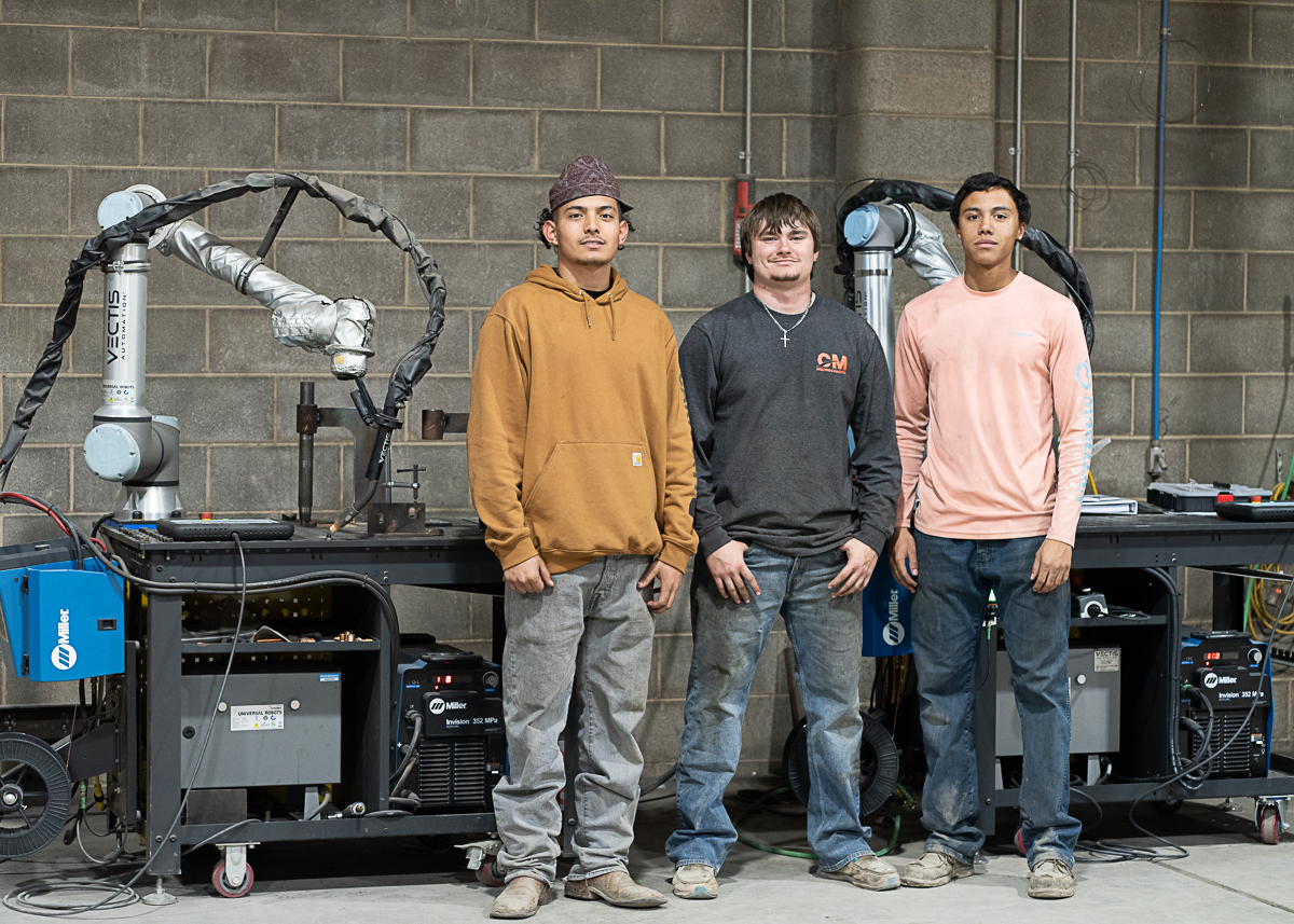 cm welding vectis cobot champions (1)